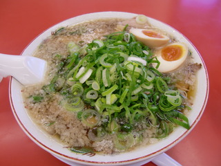 特製醤油肉玉ラーメン