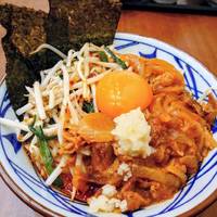 旨辛　肉盛りニラ玉ぶっかけ