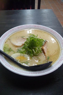 とんこつラーメン