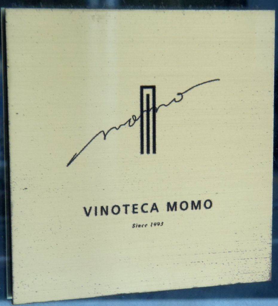 VINOTECA MOMO