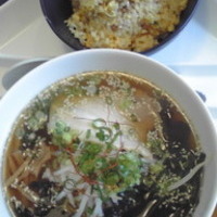 醤油麺と炒飯セット
