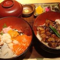 知床海鮮丼と十勝豚丼