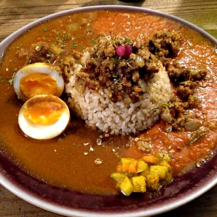 チキンキーマ＆豚バラのカレー