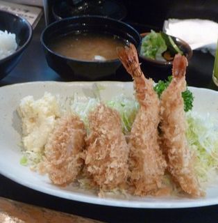 海老フライとヒレカツ定食