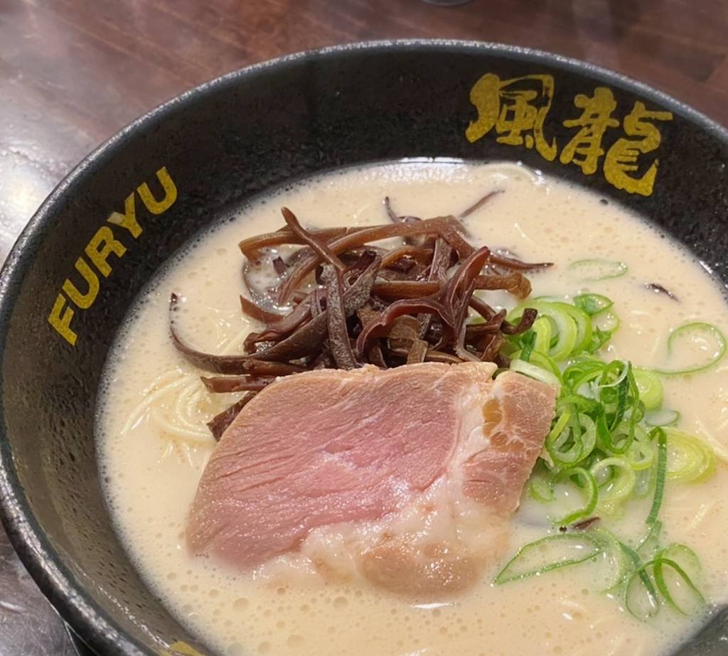 とんこつラーメン