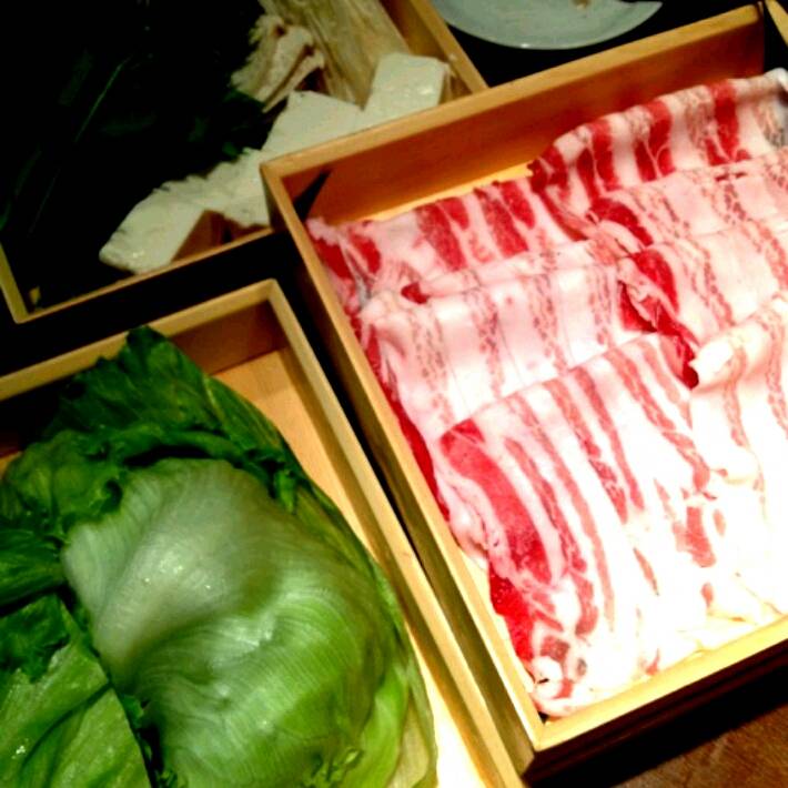 レタスしゃぶしゃぶ