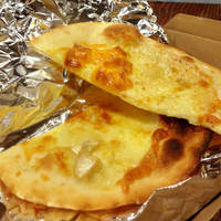 クワトロチーズピッツァ