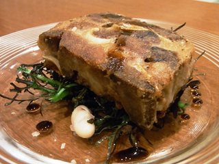 豚肉のコッパロマーナの温製白インゲン豆のサラダ