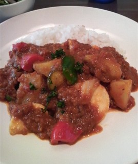 雑穀ご飯と野菜だけカレー