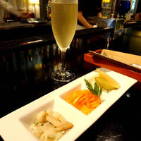 スパークリングワイン＆お通し