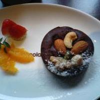 ナッツのチョコレートケーキ