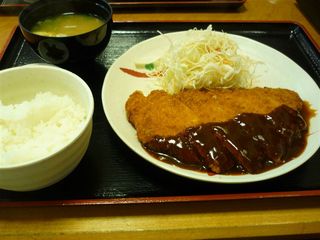 ジャンボチキンカツ定食