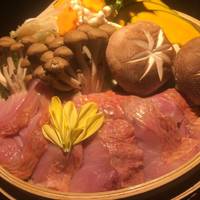 名古屋コーチンの蒸籠鍋～最高級地鶏のコク…