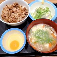 牛めし参鶏湯風スープセット