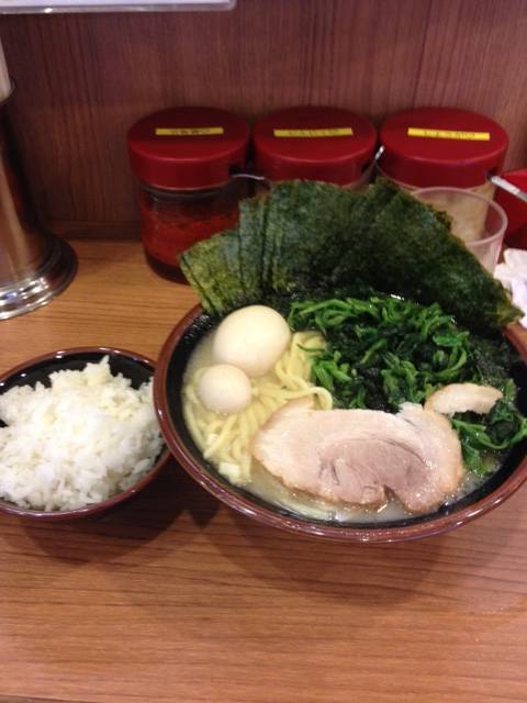 とんこつ塩ラーメン