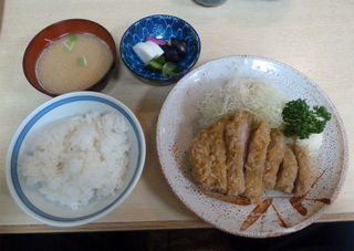 ロースかつ定食