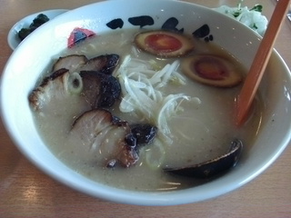 とんこつラーメン