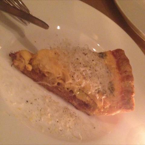 ズワイガニとポワローネギのキッシュ