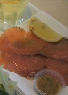 サーモンと彩野菜