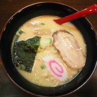 トンコツしょうゆ麺