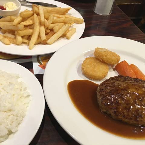 チーズＩＮハンバーグ