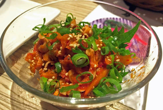 牛タンのアヒージョ