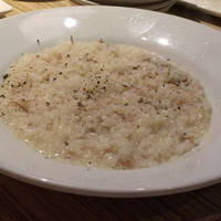 牛タンのアヒージョ