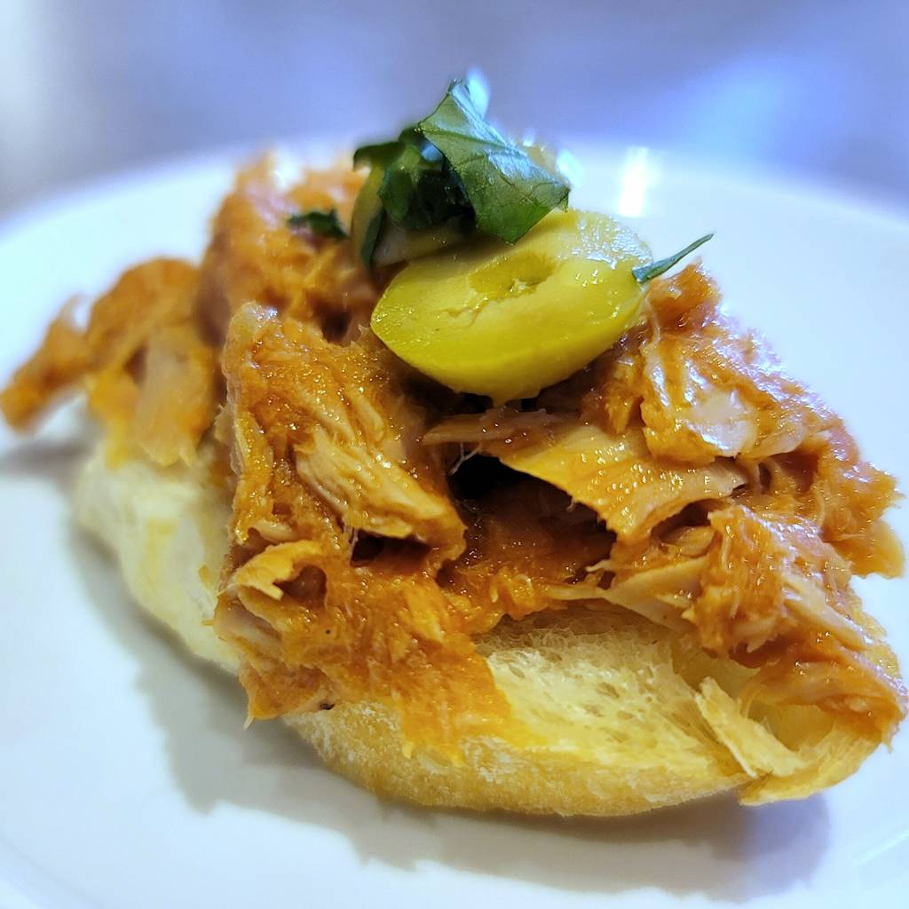 ツナとトマトのピンチョス