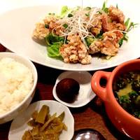 鶏の唐揚定食