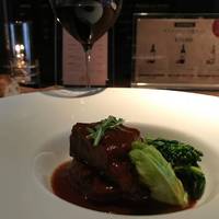 牛ほほ肉のワイン煮