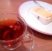 日替わりドリアのランチ シフォンケーキセット