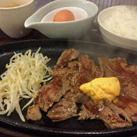 ダイナマイト洋食屋さんのハンバーグ