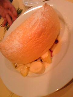 フルーツオムレツ