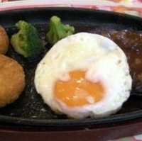 目玉焼きハンバーグ