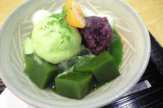 宇治抹茶あんみつ　クリーム付き