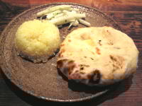 チーズクルチャとサフランライスのセット