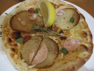 ポテトとローズマリーのピッツア