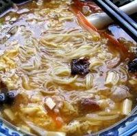 黒酢のサンラー湯麺
