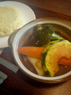 煮込みハンバーグ