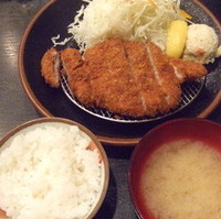 上豚ロースカツ定食