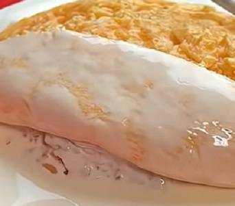 濃厚チーズの沼オムライス