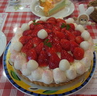 苺とあずきクリームのタルト