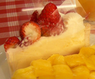 紅ほっぺとホワイトチョコムースのタルト