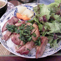 さらめし　豚肩ロースネギ油