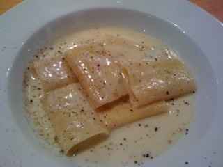 ゴルゴんゾーラソースのパッケリ