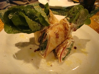 生ハムとルッコラのクレープ巻