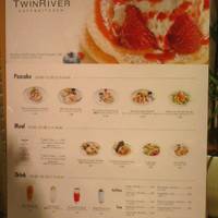 TWINRIVER CAFE＆KITCHEN