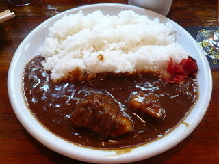 驛オリジナル角煮カレー