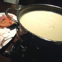 こだわりのチーズフォンデュ