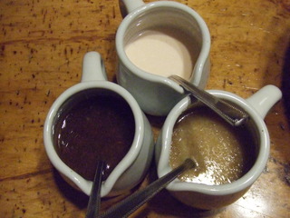 お昼の盛合せフライ定食